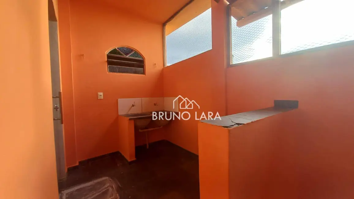 Foto 5 de Casa com 6 quartos à venda, 360m2 em Senhora de Fátima, Betim - MG