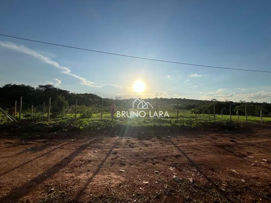 Foto 4 de Terreno / Lote à venda, 377m2 em Igarape - MG