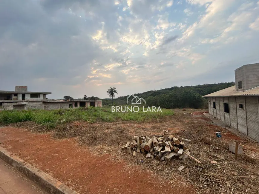Foto 2 de Terreno / Lote à venda, 1025m2 em Igarape - MG