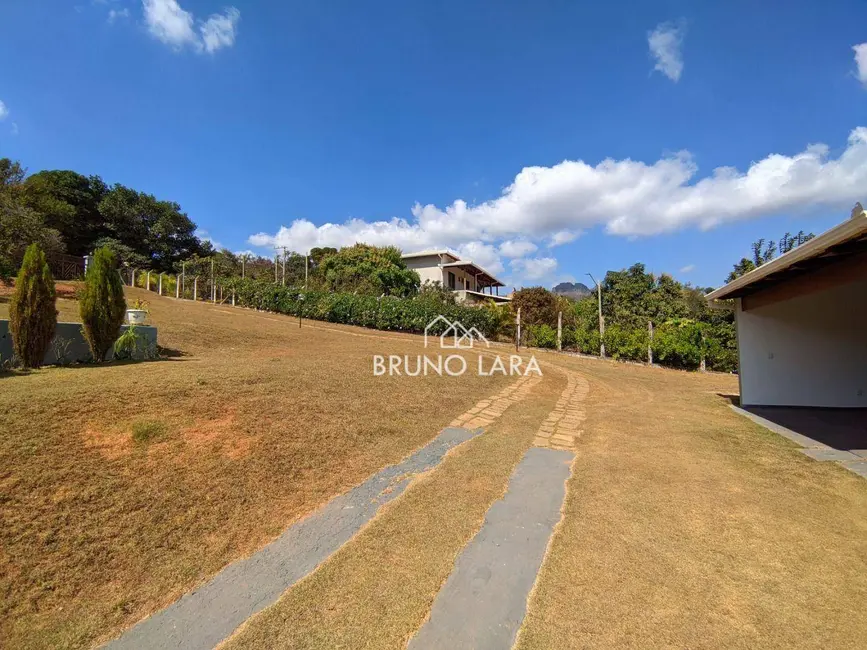 Sítio / Rancho com 3 quartos à venda, 2000m2 em Igarape - MG - imagem 8 Foto 8 de Sítio / Rancho com 3 quartos à venda, 2000m2 em Igarape - MG