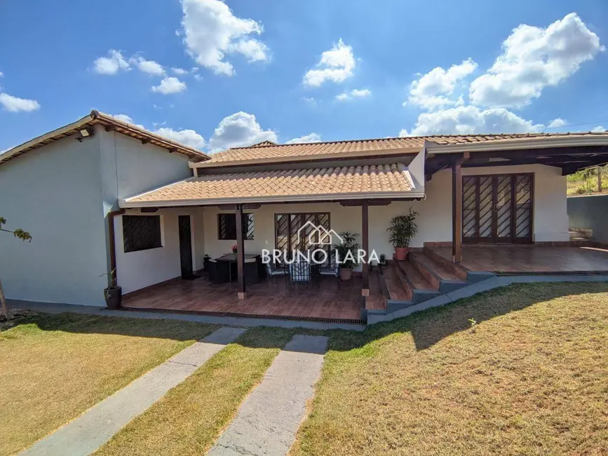 Sítio / Rancho com 3 quartos à venda, 2000m2 em Igarape - MG - imagem 2 Foto 2 de Sítio / Rancho com 3 quartos à venda, 2000m2 em Igarape - MG