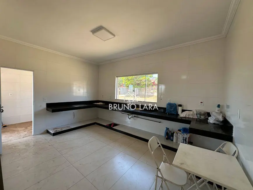 Foto 3 de Casa com 3 quartos à venda, 1000m2 em Igarape - MG