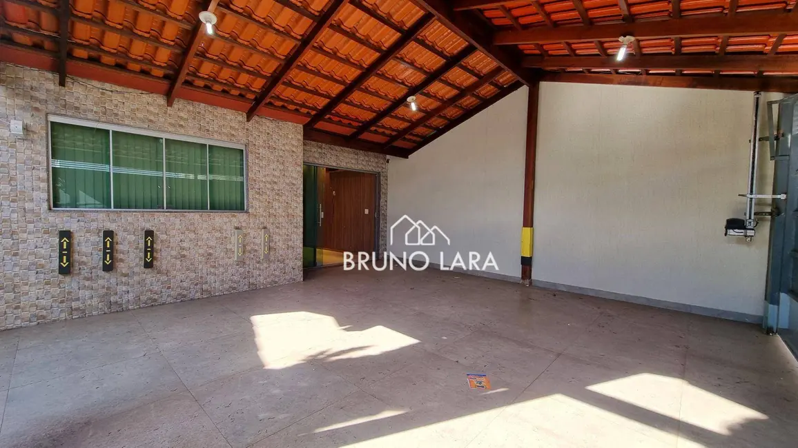 Foto 2 de Casa com 3 quartos para alugar, 180m2 em Igarape - MG