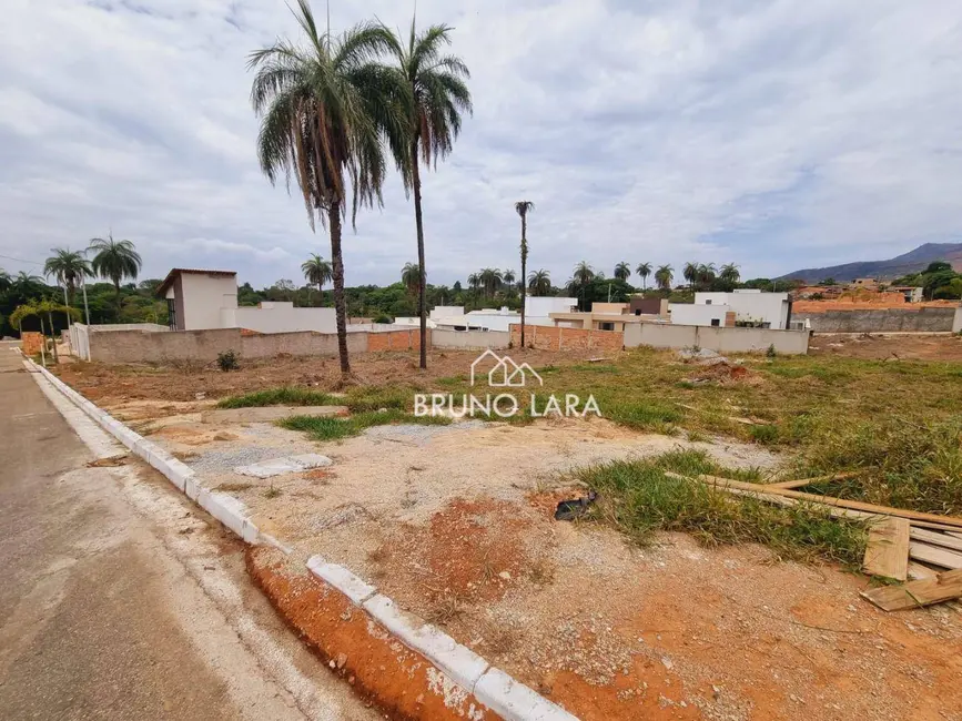 Foto 2 de Terreno / Lote à venda, 360m2 em Igarape - MG