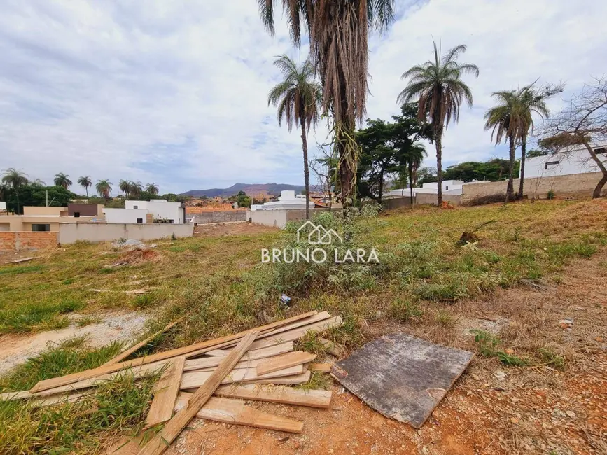 Foto 2 de Terreno / Lote à venda, 360m2 em Igarape - MG