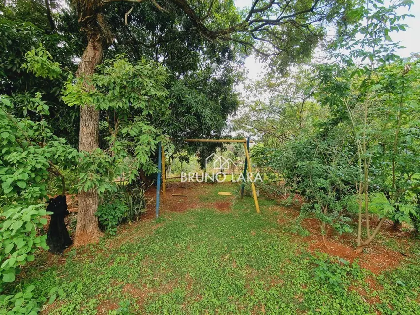 Sítio / Rancho com 5 quartos à venda, 4000m2 em Mateus Leme - MG - imagem 4 Foto 4 de Sítio / Rancho com 5 quartos à venda, 4000m2 em Mateus Leme - MG