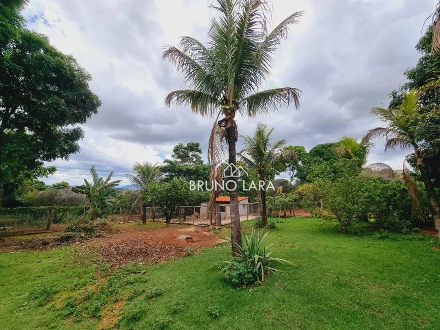 Sítio / Rancho com 5 quartos à venda, 4000m2 em Mateus Leme - MG - imagem 8 Foto 8 de Sítio / Rancho com 5 quartos à venda, 4000m2 em Mateus Leme - MG