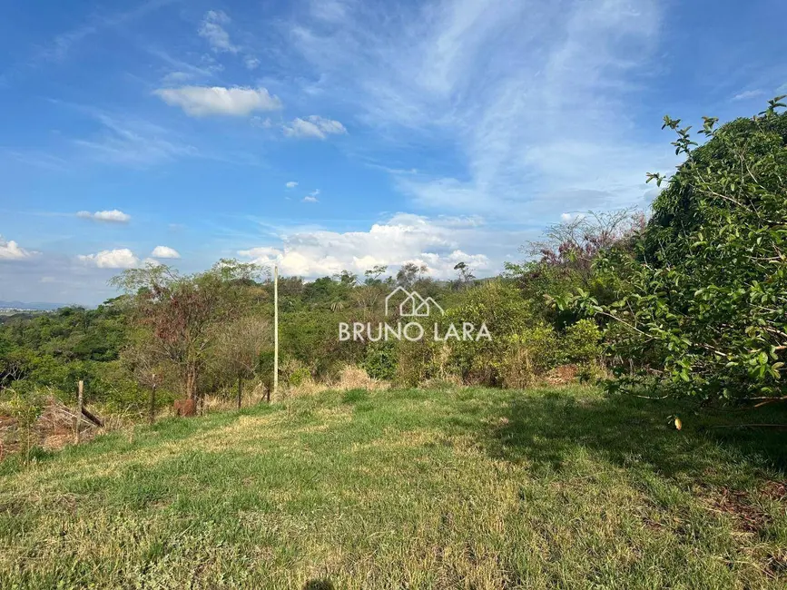 Foto 2 de Terreno / Lote à venda, 1000m2 em Igarape - MG