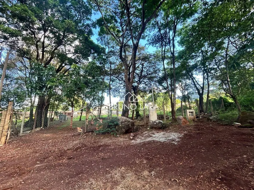 Terreno / Lote à venda, 1000m2 em Igarape - MG - imagem 2 Foto 2 de Terreno / Lote à venda, 1000m2 em Igarape - MG