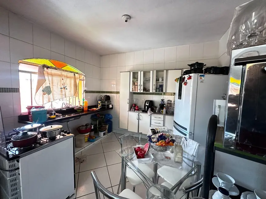 Foto 5 de Casa com 3 quartos à venda, 360m2 em Igarape - MG