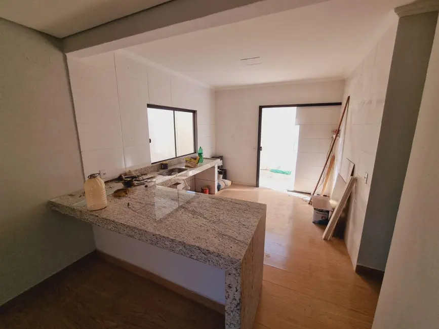 Foto 5 de Casa com 2 quartos à venda, 120m2 em Igarape - MG