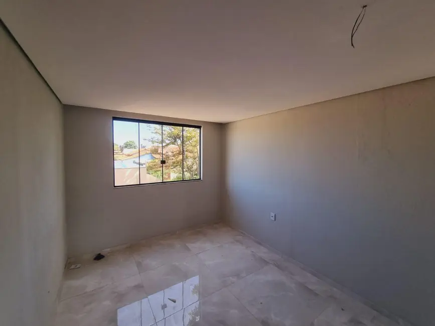 Foto 3 de Casa com 3 quartos à venda, 120m2 em Igarape - MG