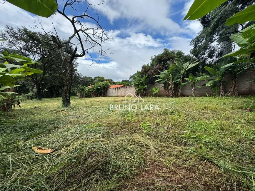 Foto 1 de Terreno / Lote à venda, 1515m2 em Igarape - MG