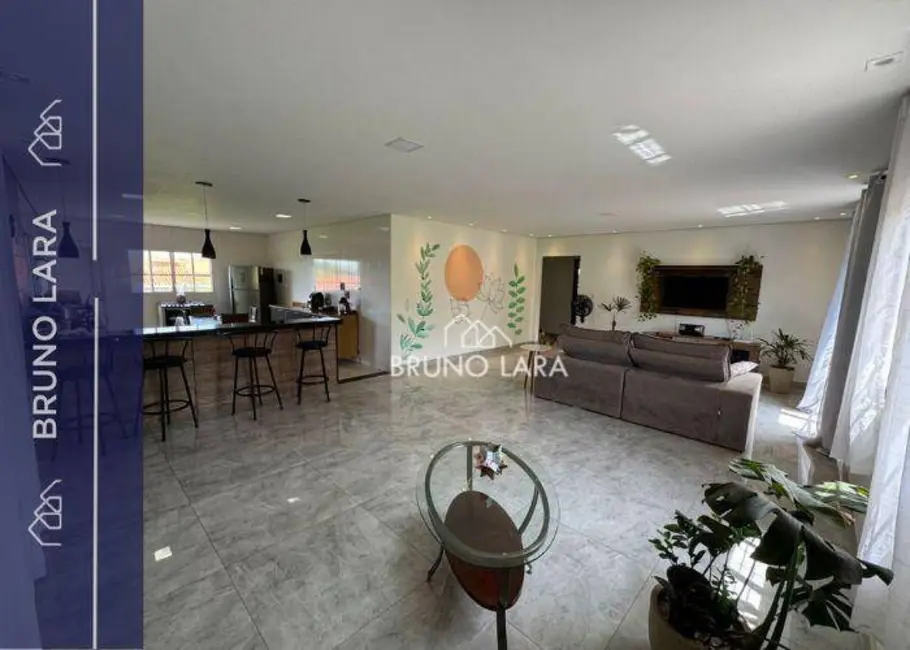 Foto 1 de Casa com 3 quartos à venda, 1000m2 em Igarape - MG