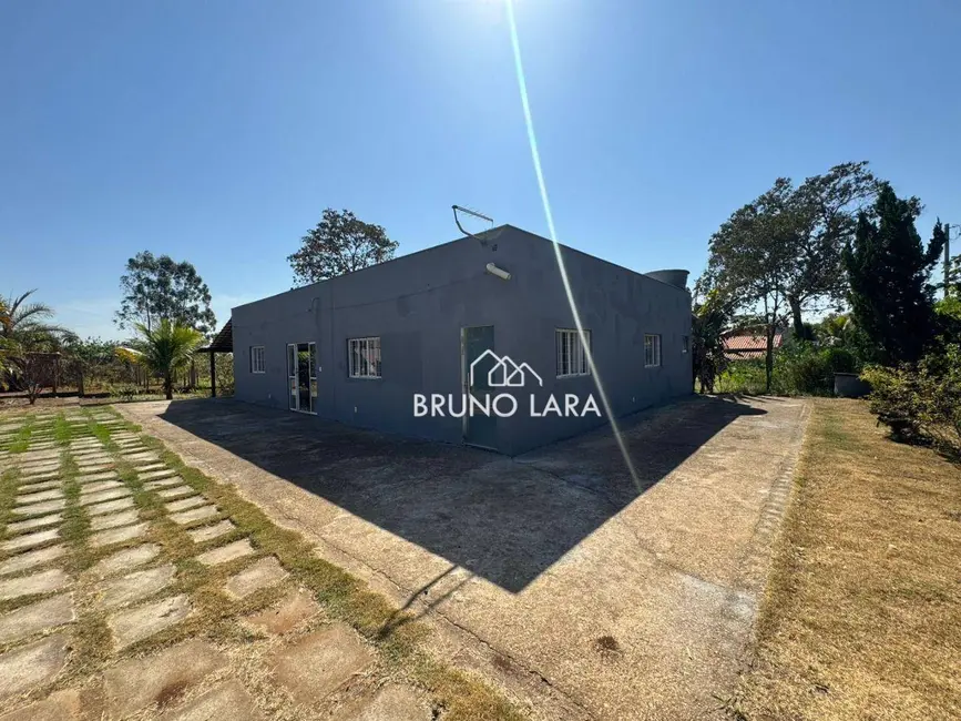 Foto 1 de Casa com 3 quartos à venda, 1000m2 em Igarape - MG