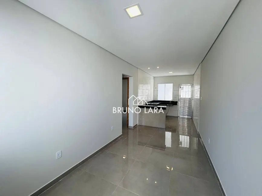 Foto 2 de Casa com 2 quartos à venda, 118m2 em Vila Verde, Betim - MG