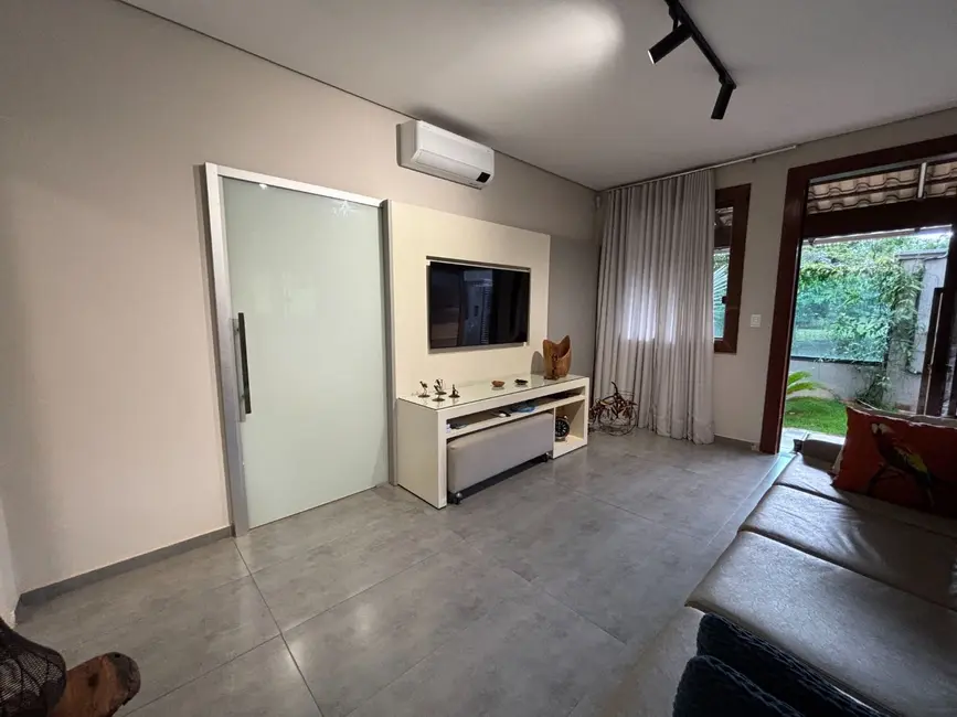 Foto 5 de Casa com 4 quartos à venda, 1000m2 em Igarape - MG