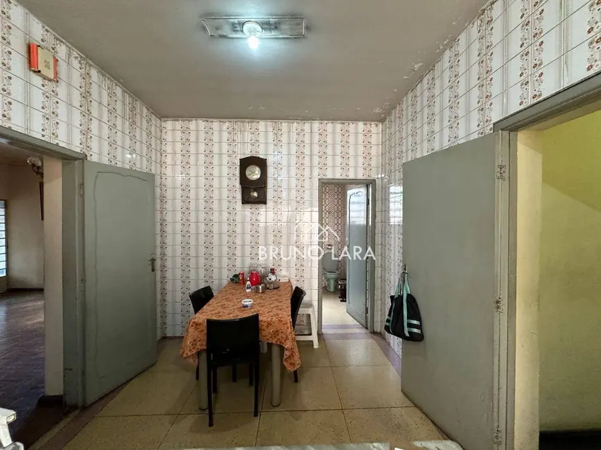 Foto 7 de Casa com 3 quartos à venda, 775m2 em Centro, Betim - MG