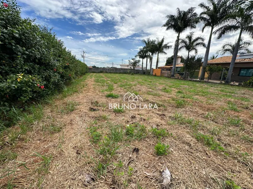 Foto 2 de Terreno / Lote à venda, 1000m2 em Igarape - MG