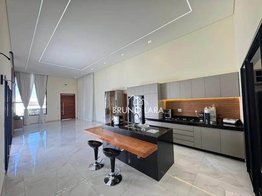 Foto 7 de Casa de Condomínio com 3 quartos à venda, 1000m2 em Igarape - MG