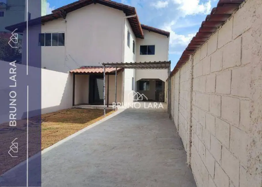 Foto 1 de Casa com 4 quartos à venda, 250m2 em Niterói, Betim - MG