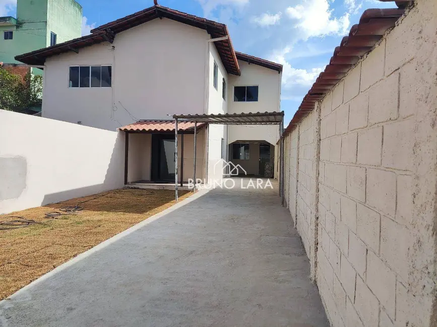 Foto 2 de Casa com 4 quartos à venda, 250m2 em Niterói, Betim - MG