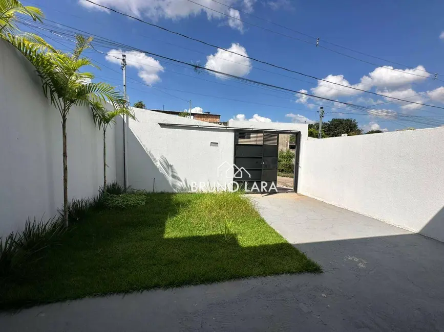 Foto 2 de Casa com 2 quartos à venda, 180m2 em Sao Joaquim De Bicas - MG
