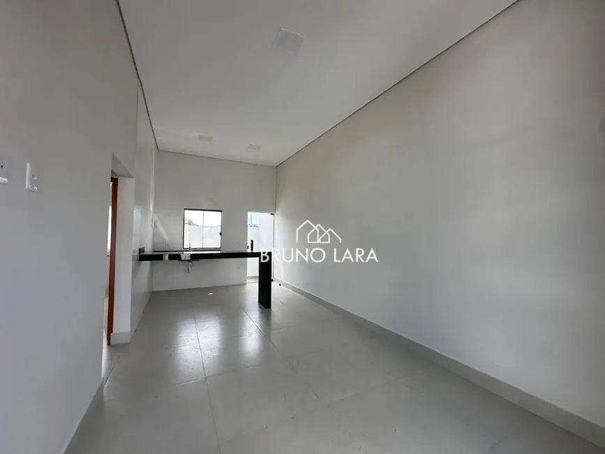 Foto 3 de Casa com 2 quartos à venda, 180m2 em Sao Joaquim De Bicas - MG