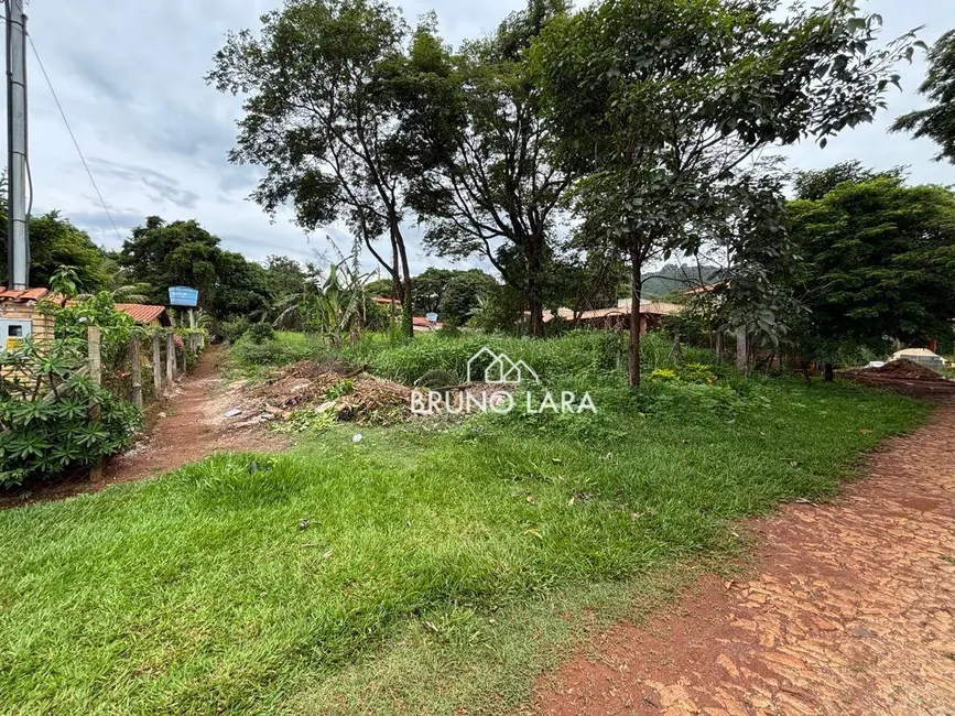 Foto 1 de Terreno / Lote à venda, 1000m2 em Igarape - MG