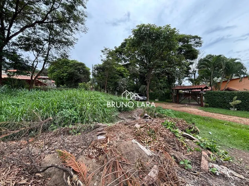 Foto 2 de Terreno / Lote à venda, 1000m2 em Igarape - MG