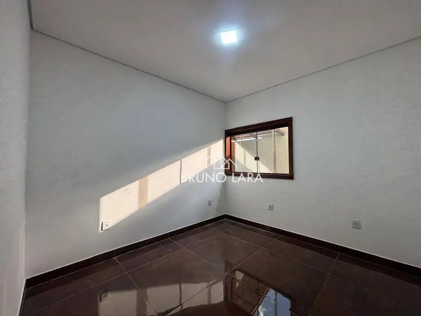 Foto 9 de Casa com 3 quartos à venda, 360m2 em Igarape - MG