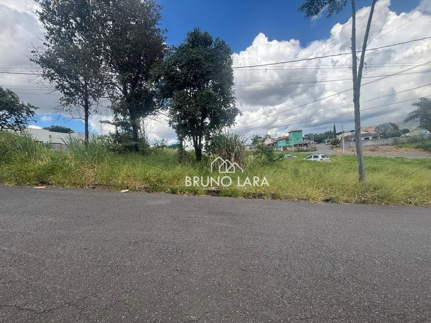 Foto 2 de Terreno / Lote à venda, 365m2 em Igarape - MG