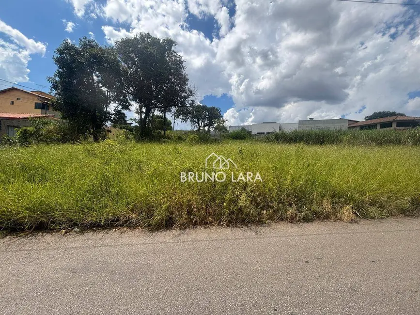 Foto 2 de Terreno / Lote à venda, 360m2 em Igarape - MG