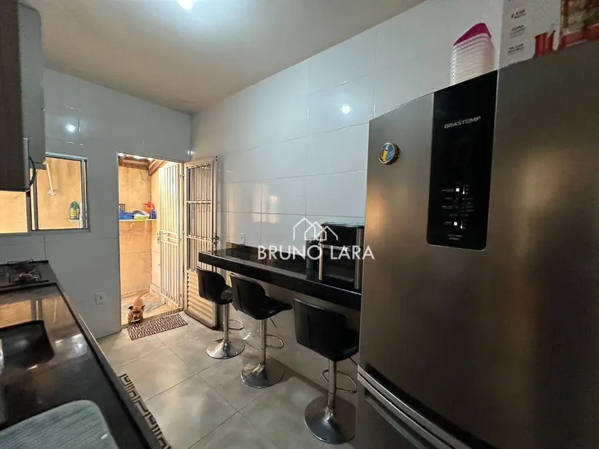 Casa com 2 quartos à venda, 180m2 em Sao Joaquim De Bicas - MG - imagem 9 Foto 9 de Casa com 2 quartos à venda, 180m2 em Sao Joaquim De Bicas - MG