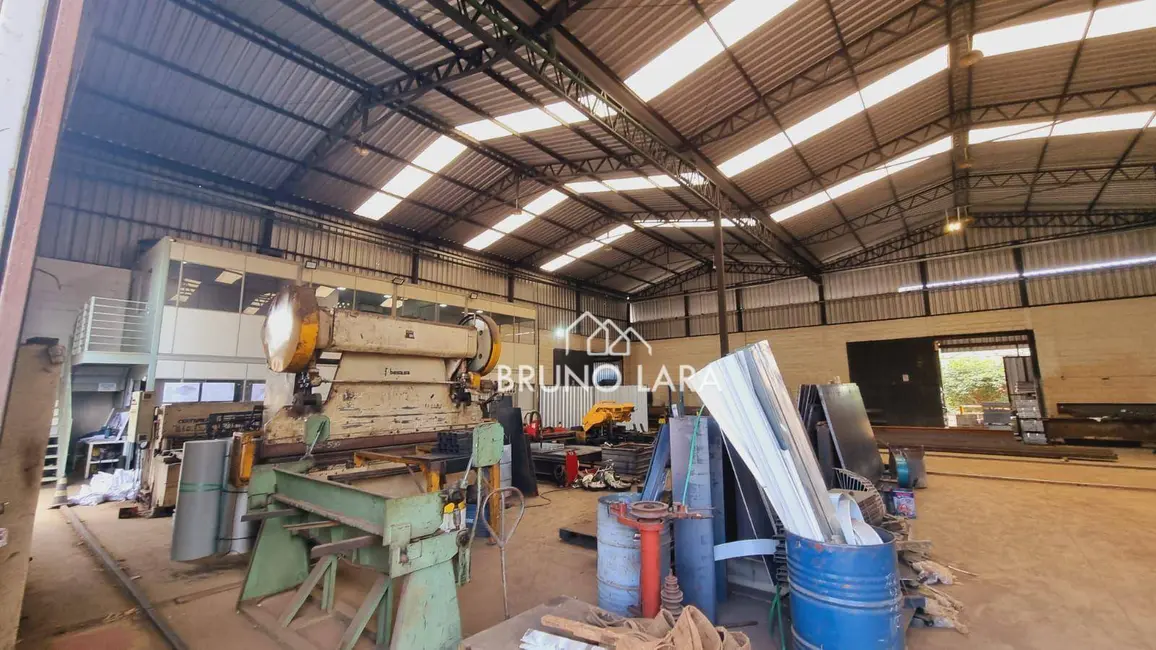 Foto 6 de Armazém / Galpão à venda, 2000m2 em Sao Joaquim De Bicas - MG