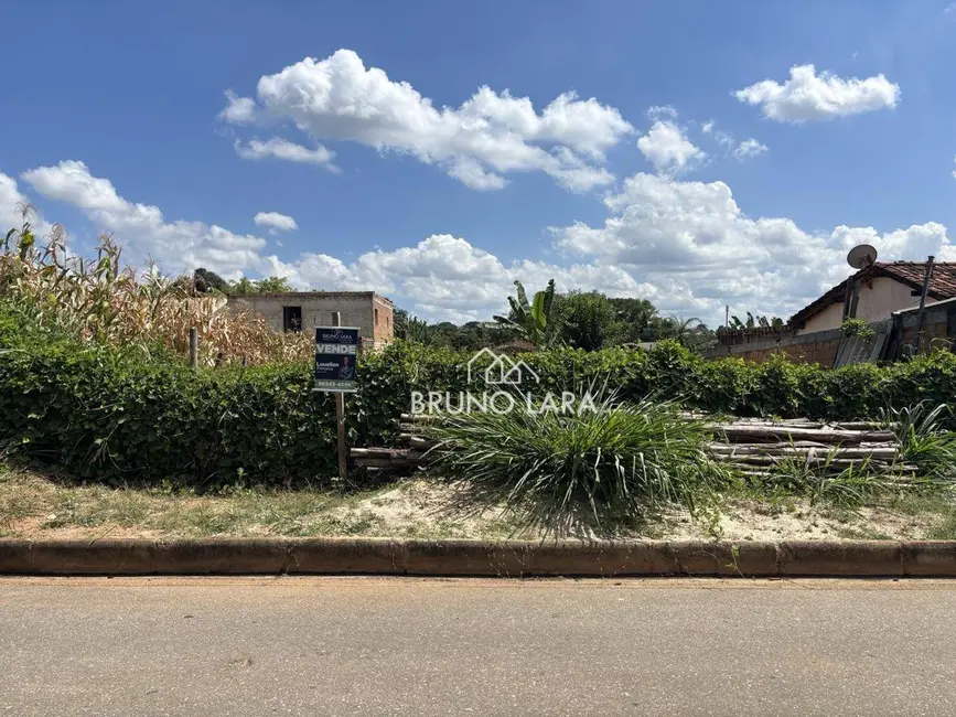 Foto 2 de Terreno / Lote à venda, 360m2 em Igarape - MG