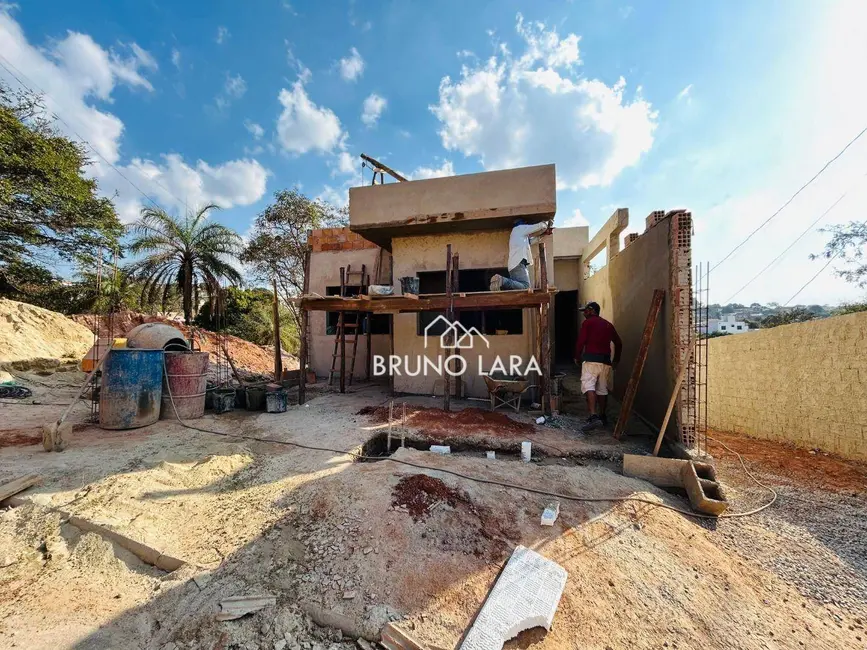 Foto 2 de Casa com 3 quartos à venda, 100m2 em Sao Joaquim De Bicas - MG