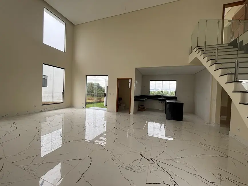 Foto 5 de Casa de Condomínio com 4 quartos à venda, 1000m2 em Igarape - MG