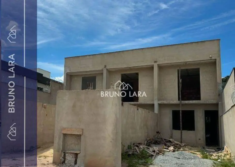 Foto 1 de Casa com 2 quartos à venda, 108m2 em Bom Retiro, Betim - MG