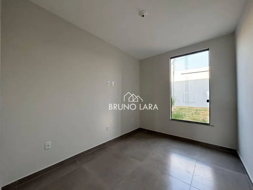 Casa com 3 quartos à venda, 150m2 em Sao Joaquim De Bicas - MG - imagem 3 Foto 3 de Casa com 3 quartos à venda, 150m2 em Sao Joaquim De Bicas - MG