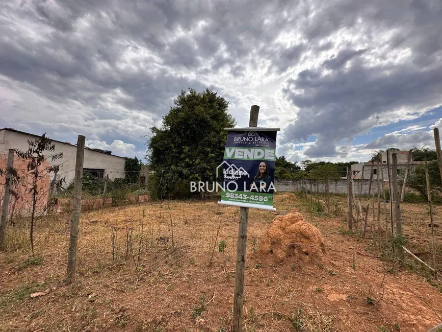 Foto 2 de Terreno / Lote à venda, 360m2 em Igarape - MG