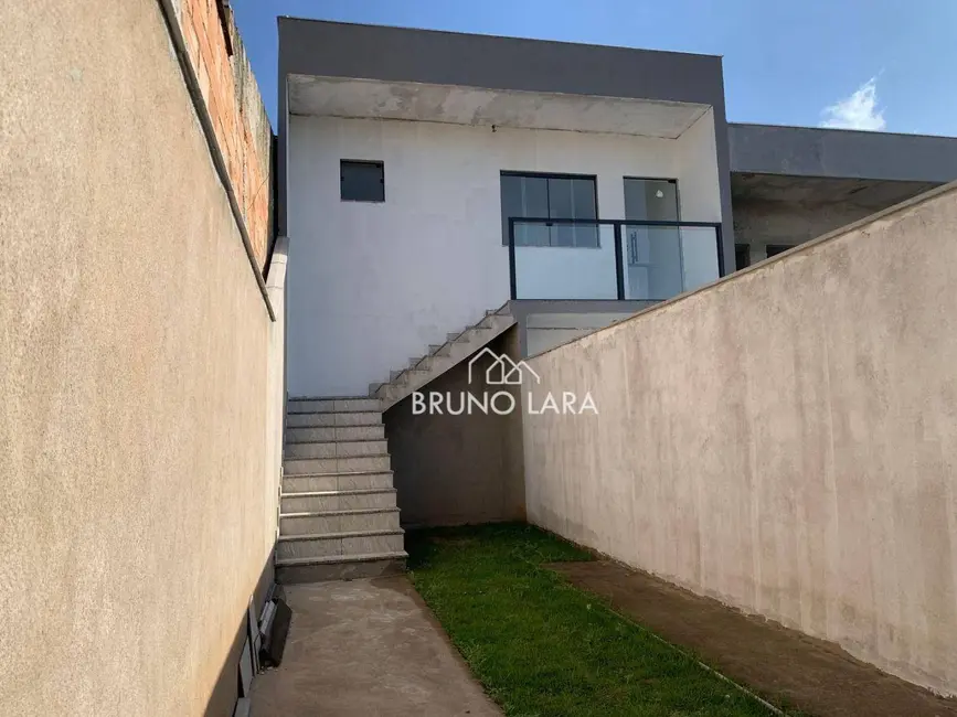 Foto 2 de Casa com 3 quartos à venda, 180m2 em Residencial Lagoa, Betim - MG