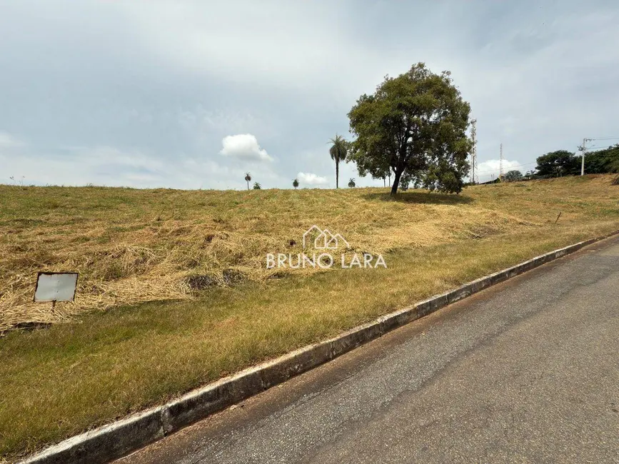 Foto 2 de Terreno / Lote à venda, 1295m2 em Igarape - MG