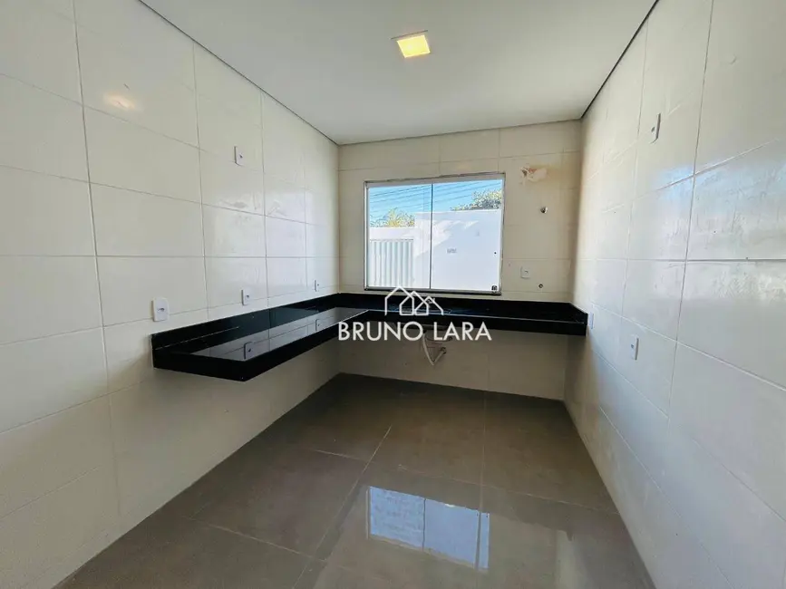 Foto 4 de Casa com 2 quartos à venda, 115m2 em Vila Verde, Betim - MG