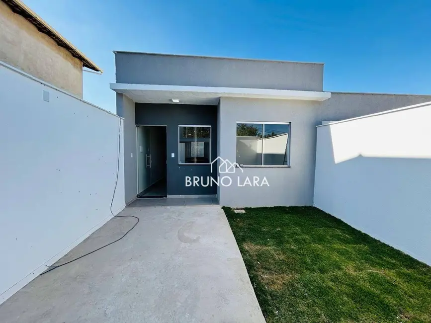 Foto 1 de Casa com 2 quartos à venda, 118m2 em Vila Verde, Betim - MG