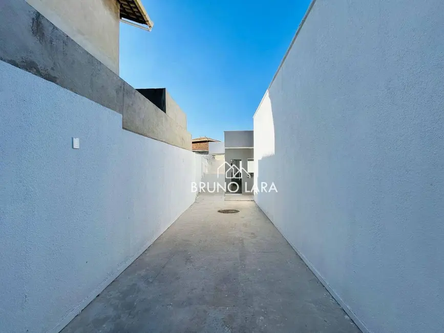 Casa com 2 quartos à venda, 123m2 em Vila Verde, Betim - MG - imagem 3 Foto 3 de Casa com 2 quartos à venda, 123m2 em Vila Verde, Betim - MG