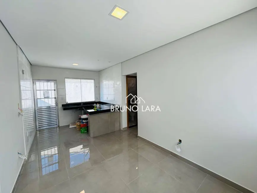 Casa com 2 quartos à venda, 123m2 em Vila Verde, Betim - MG - imagem 4 Foto 4 de Casa com 2 quartos à venda, 123m2 em Vila Verde, Betim - MG