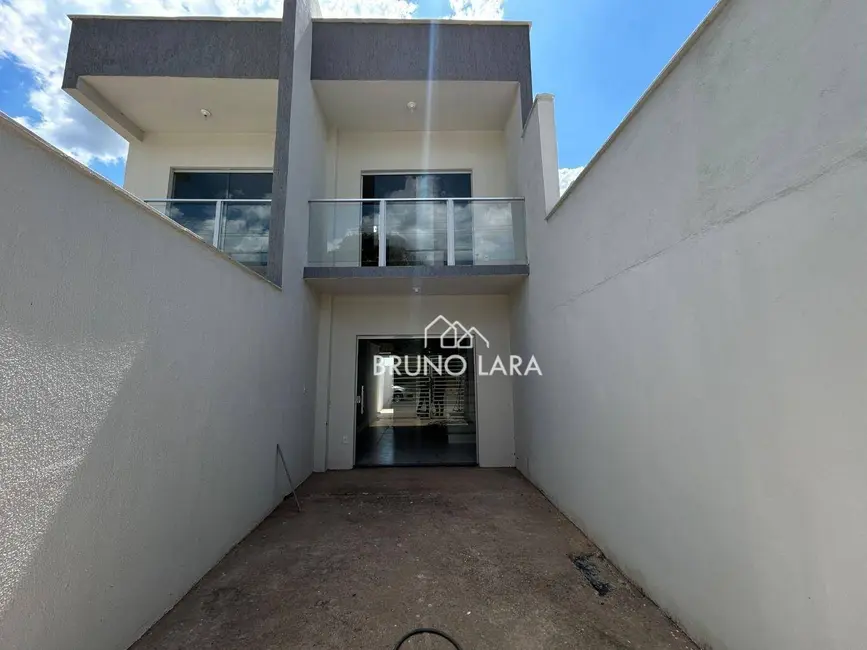 Foto 2 de Casa com 2 quartos à venda, 100m2 em Teixeirinha, Betim - MG