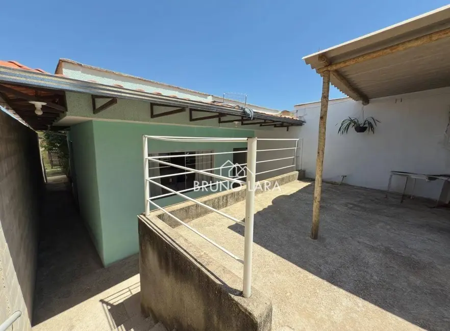 Casa com 2 quartos à venda, 180m2 em Sao Joaquim De Bicas - MG - imagem 3 Foto 3 de Casa com 2 quartos à venda, 180m2 em Sao Joaquim De Bicas - MG