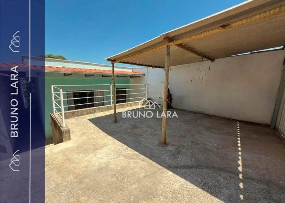 Foto 1 de Casa com 2 quartos à venda, 180m2 em Sao Joaquim De Bicas - MG